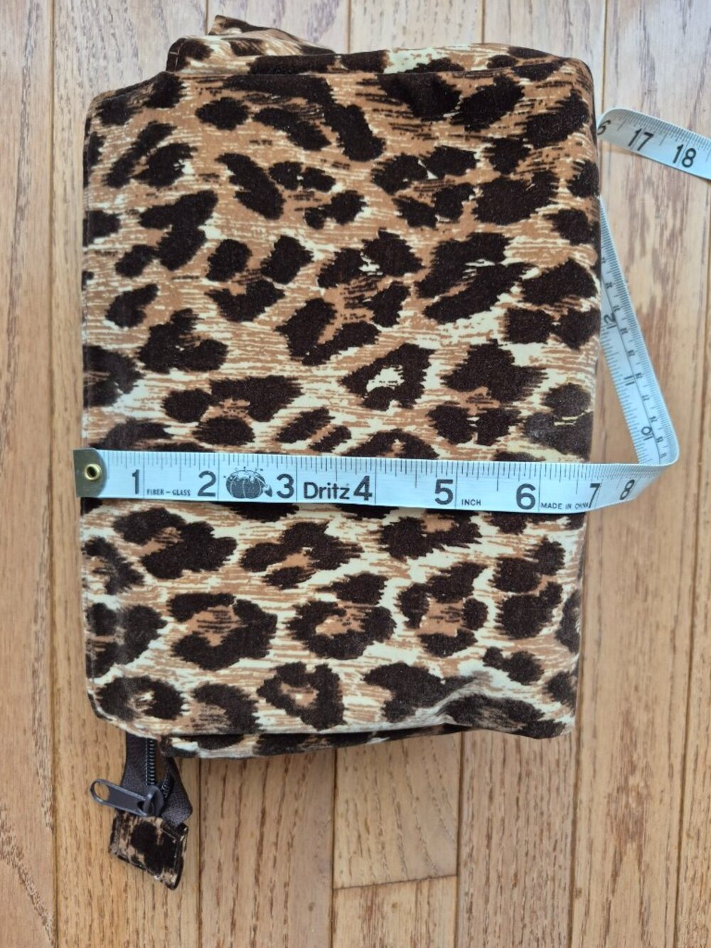 Dolce Gabbana Parfums Leopard Print Cosmetic Makeup Toiletry Bag - Picture 7 of 8